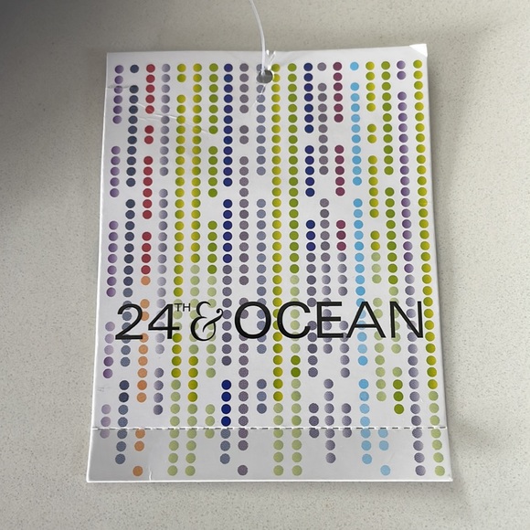 Women’s 24 in Ocean swimsuit new with tags adjustable straps - Picture 5 of 6